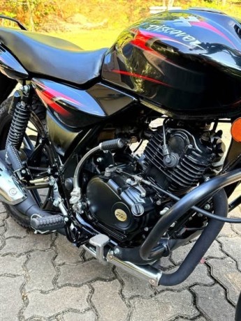 discovery-135cc-a-superb-big-1