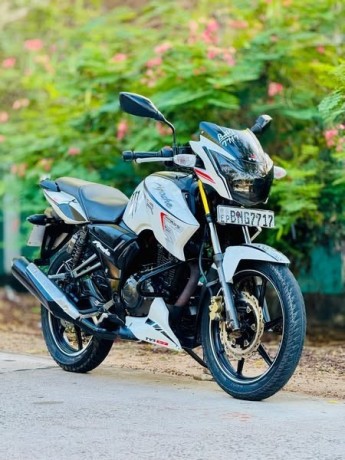 rtr-apache-180cc-big-2