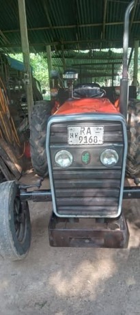 tafe-tractor-big-0