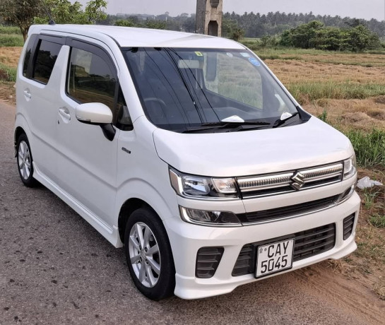 suzuki-wagon-r-fz-2018-big-4