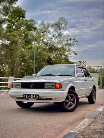 nissan-sunny-e-fb12-trad-sunny-big-4
