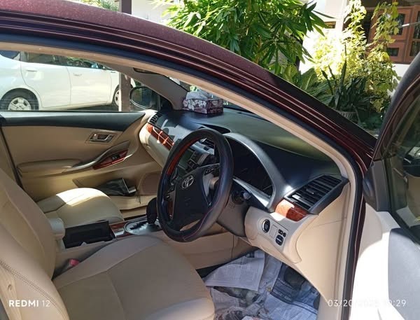 toyota-premio-g-superior-big-4