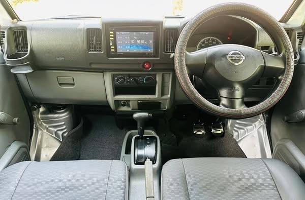 nissan-clipper-big-4