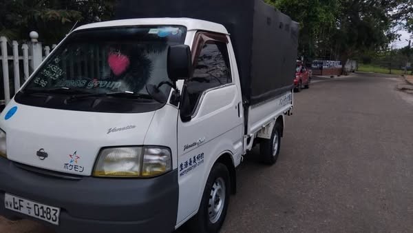nissan-vanette-big-1