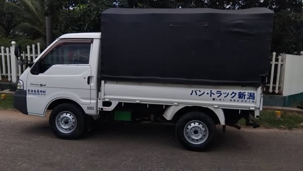 nissan-vanette-big-3