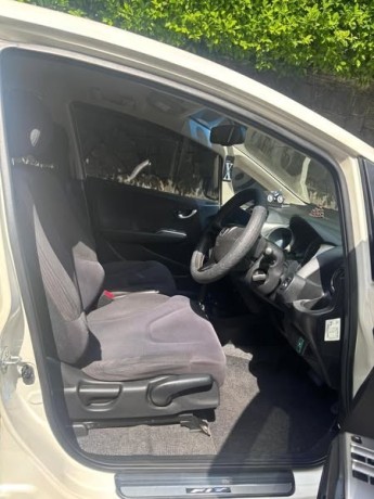 honda-fit-gp1-10th-anniversary-limited-edition-big-4