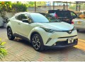 toyota-chr-2018-small-1