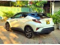 toyota-chr-2018-small-3