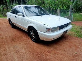 nissan-sunny-fb13-super-saloon