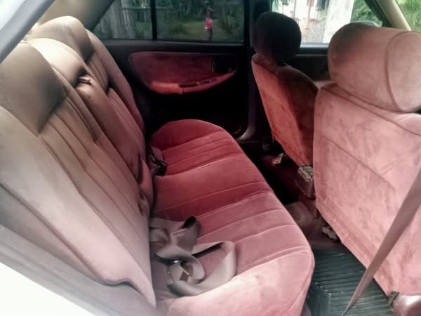 nissan-sunny-fb13-super-saloon-big-3