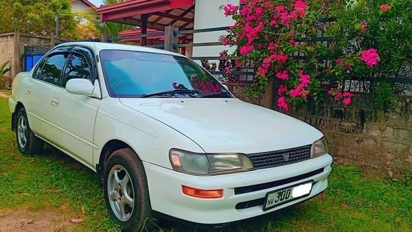 toyota-corolla-ae-100-big-3
