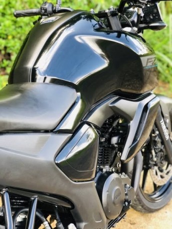 yamaha-fz-big-2