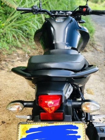 yamaha-fz-big-3