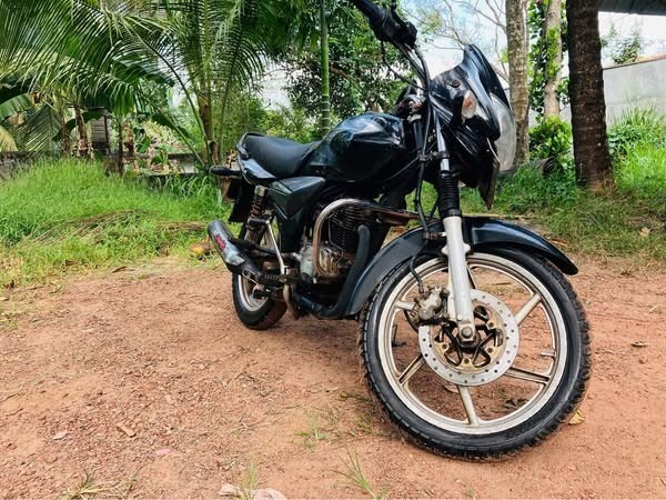 bajaj-platina-big-2