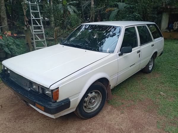 toyota-carina-car-for-sale-big-3