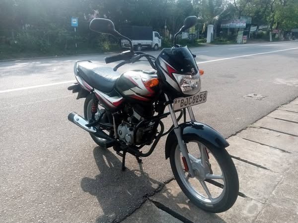 bajaj-ct-100-2022-big-4