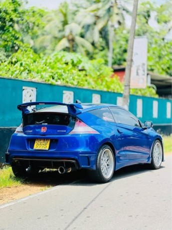 honda-crz-cf1-big-2