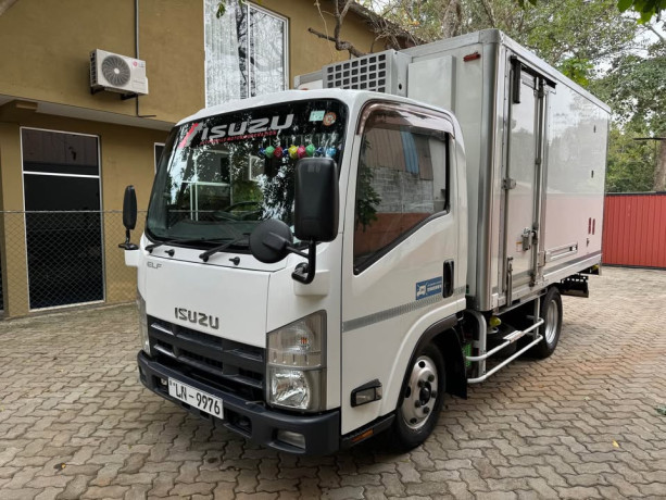izusu-freezer-truck-big-0