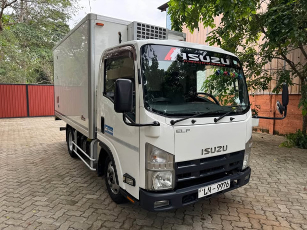 izusu-freezer-truck-big-1