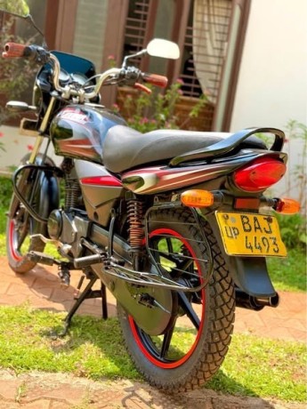 platina-100cc-big-2