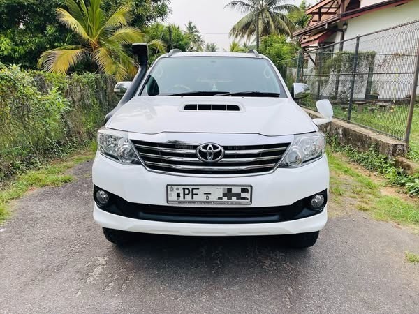 toyota-hilux-vigo-fortuner-facelift-big-2