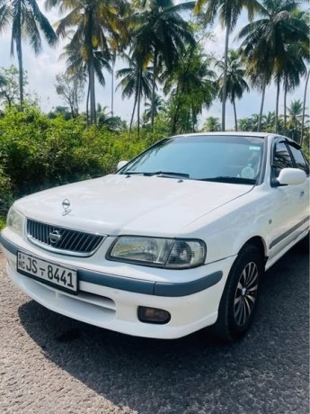 nissan-fb-15-ex-saloon-big-1
