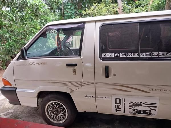 toyota-townace-big-3