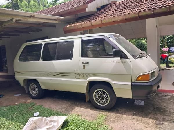 toyota-townace-big-2