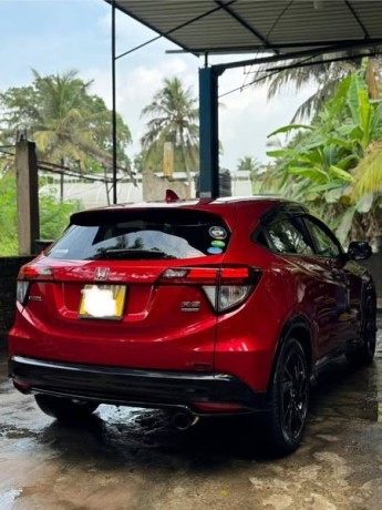 honda-vezel-rs-2017-big-3