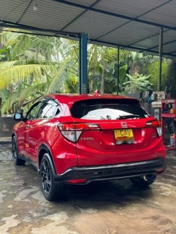 honda-vezel-rs-2017-big-1