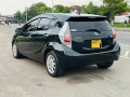 toyota-aqua-g-2012-small-3