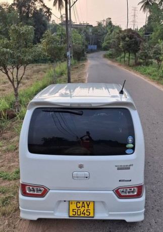 suzuki-wagon-r-fz-big-2