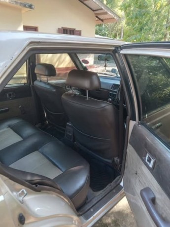 toyota-carina-aa60-big-2