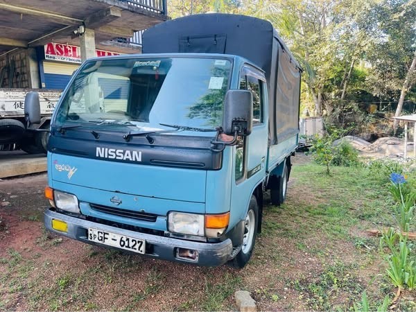 nissan-atlas-150-big-1