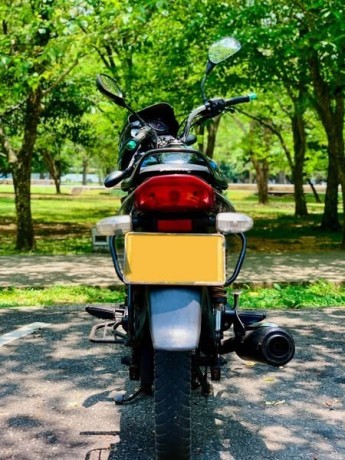 bajaj-discover-big-4