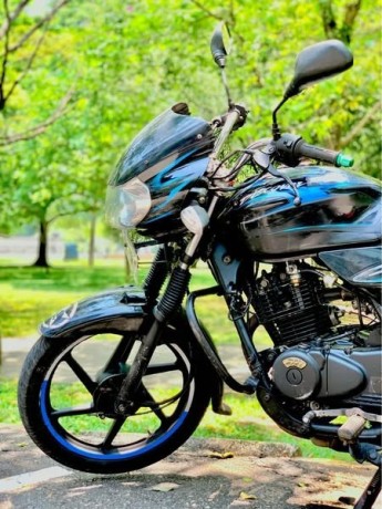 bajaj-discover-big-0