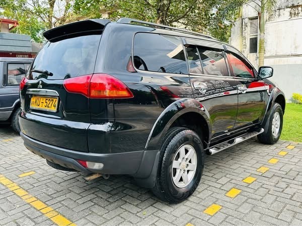 montero-sport-big-3