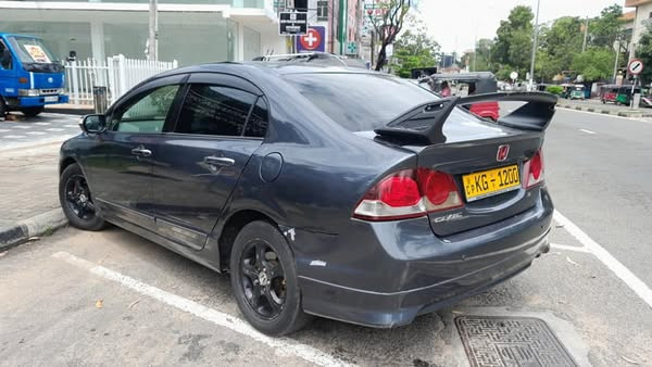 honda-civic-big-4