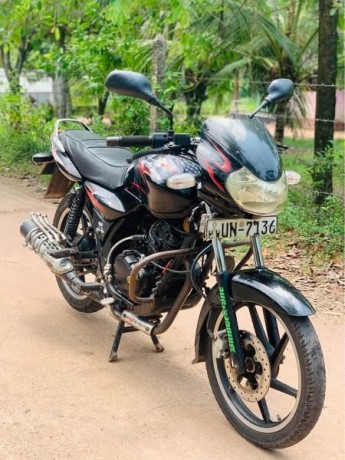 bajaj-discover-big-0