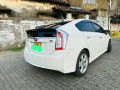 toyota-prius-s-touring-small-2