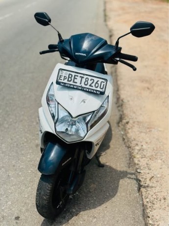 honda-dio-big-4