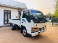 isuzu-elf-105-lorry-small-0