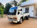 isuzu-elf-105-lorry-small-1