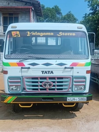 tata-1615-lorry-big-3