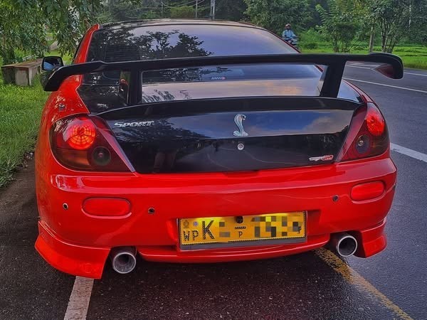 hyundai-coupe-sport-car-big-1