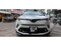 toyota-c-hr-ngx-10-small-0