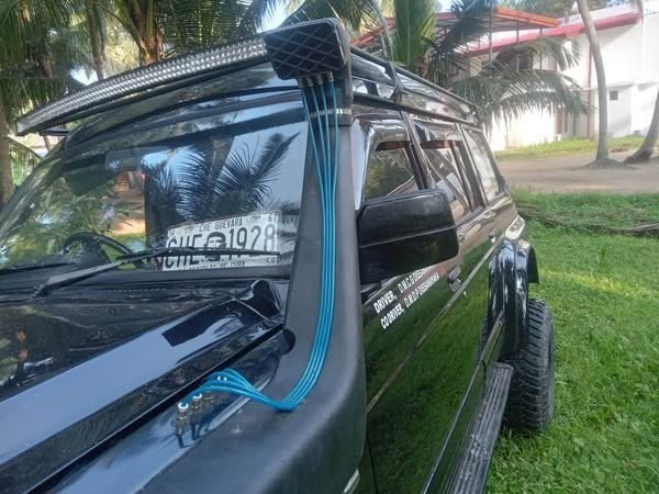 nissan-patrol-t60-big-4
