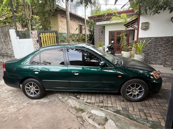 honda-civic-es-8-big-2