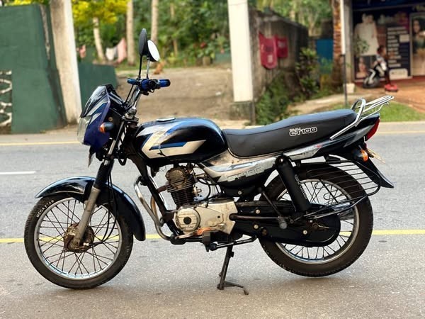 bajaj-ct-100-big-3