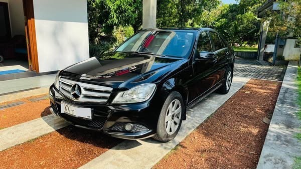mercedes-benz-c220-cdi-w204-2013-big-1